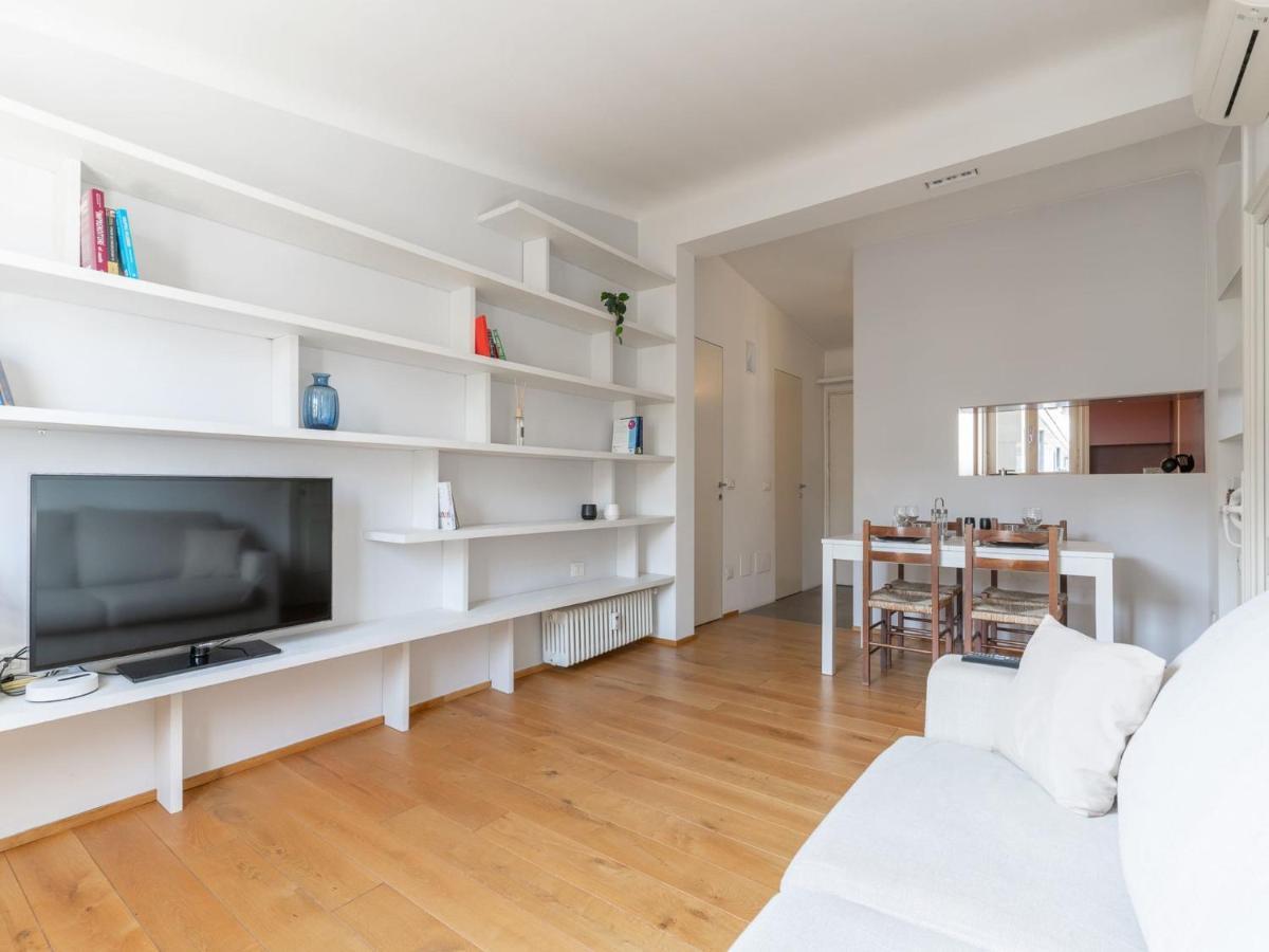 The Rent - Lovely One-bedroom In Moscova