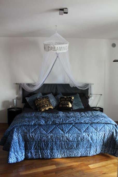 Con Terrazzo Apartment
