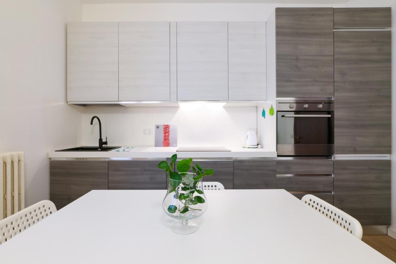 Primopiano - Copernico 10 Apartment