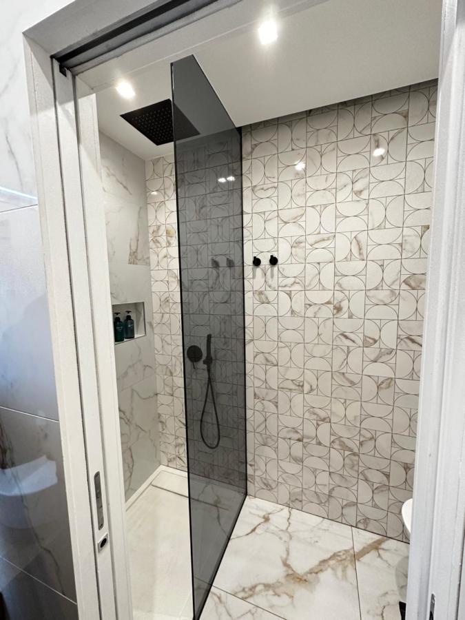 Bilocale Luxury A 50 Mt Dalla Stazione Di Apartment Mailand
