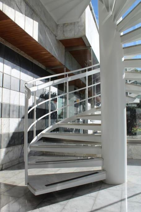 Con Terrazzo Apartment