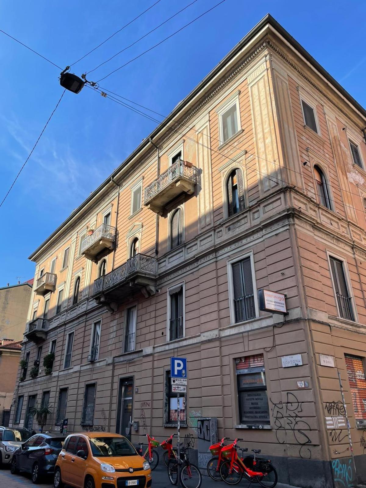 Cozy Flat Mins Walk To Navigli And Metro Porta Genova Apartment *