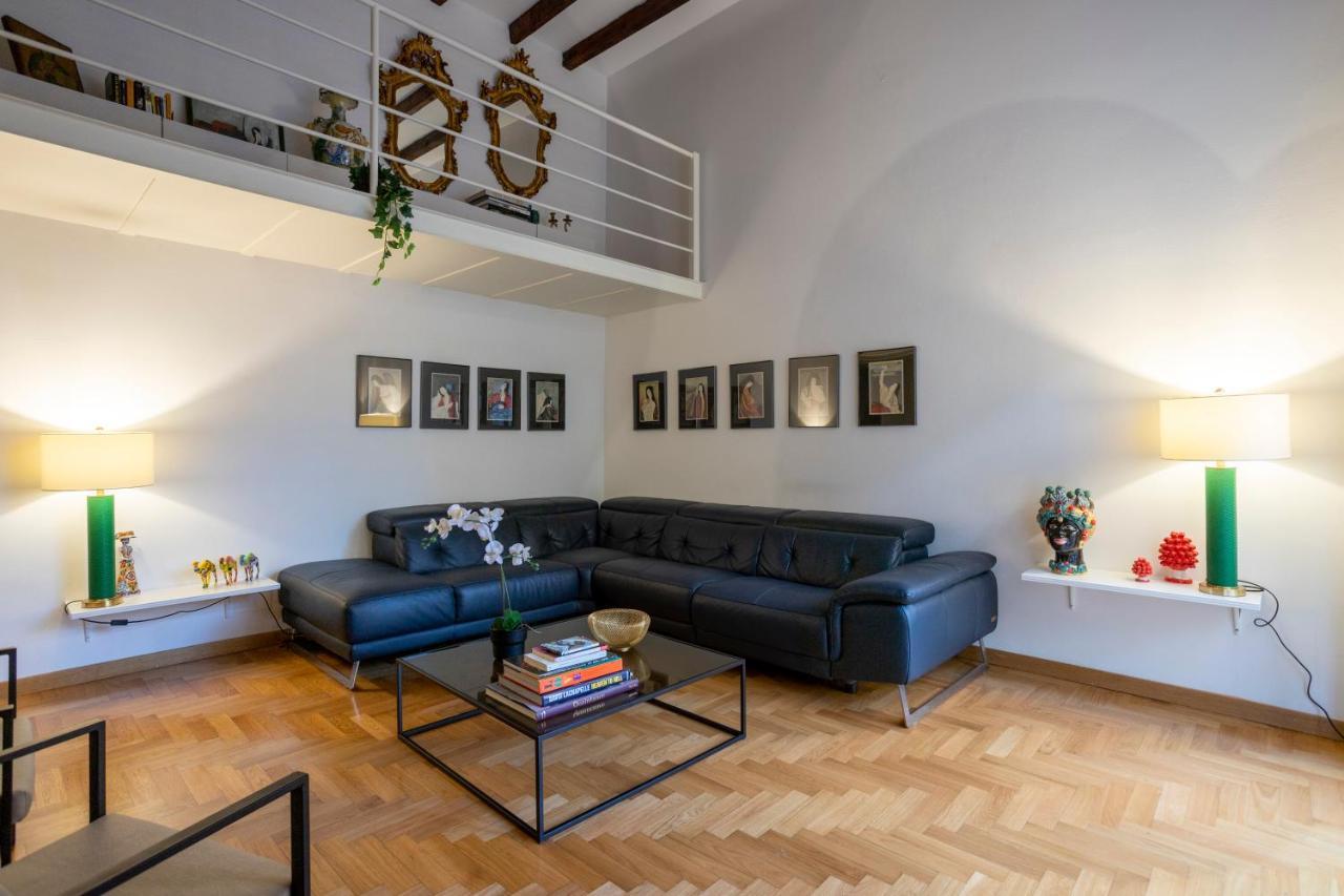 Duomo 15 Minuti A Piedi Luxury*wifi*netflx Apartment