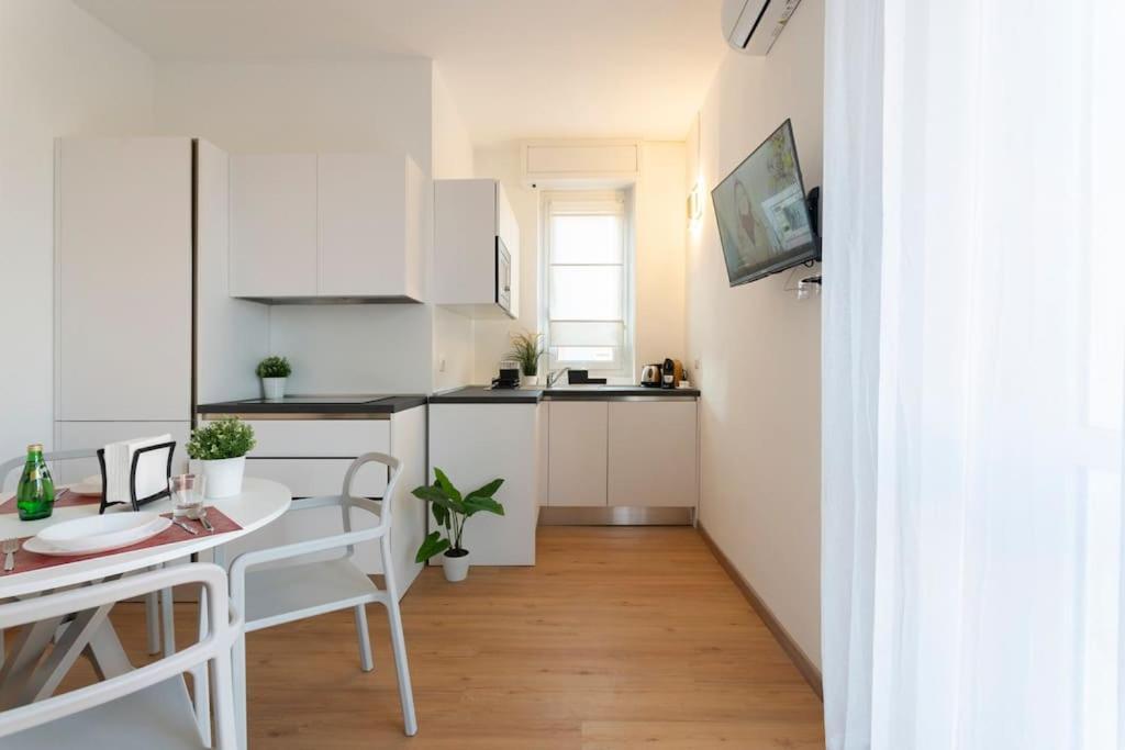 Modern House Dergano A 150 Metri Metro Apartment *