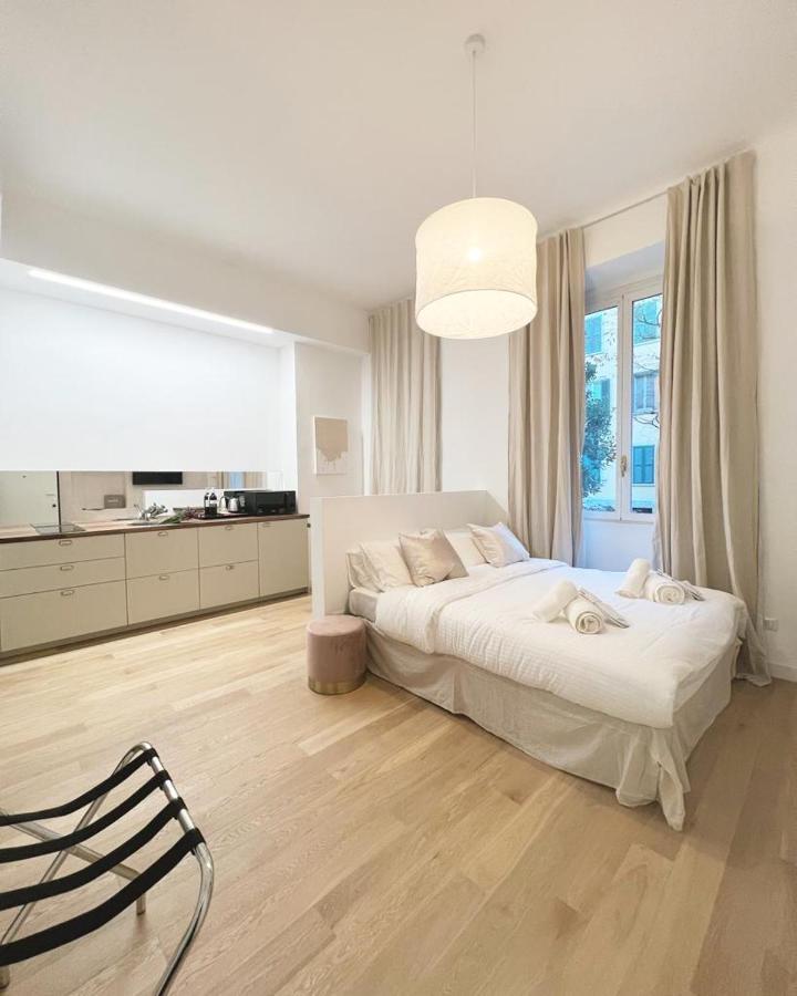Divini Gae Aulenti Apartment