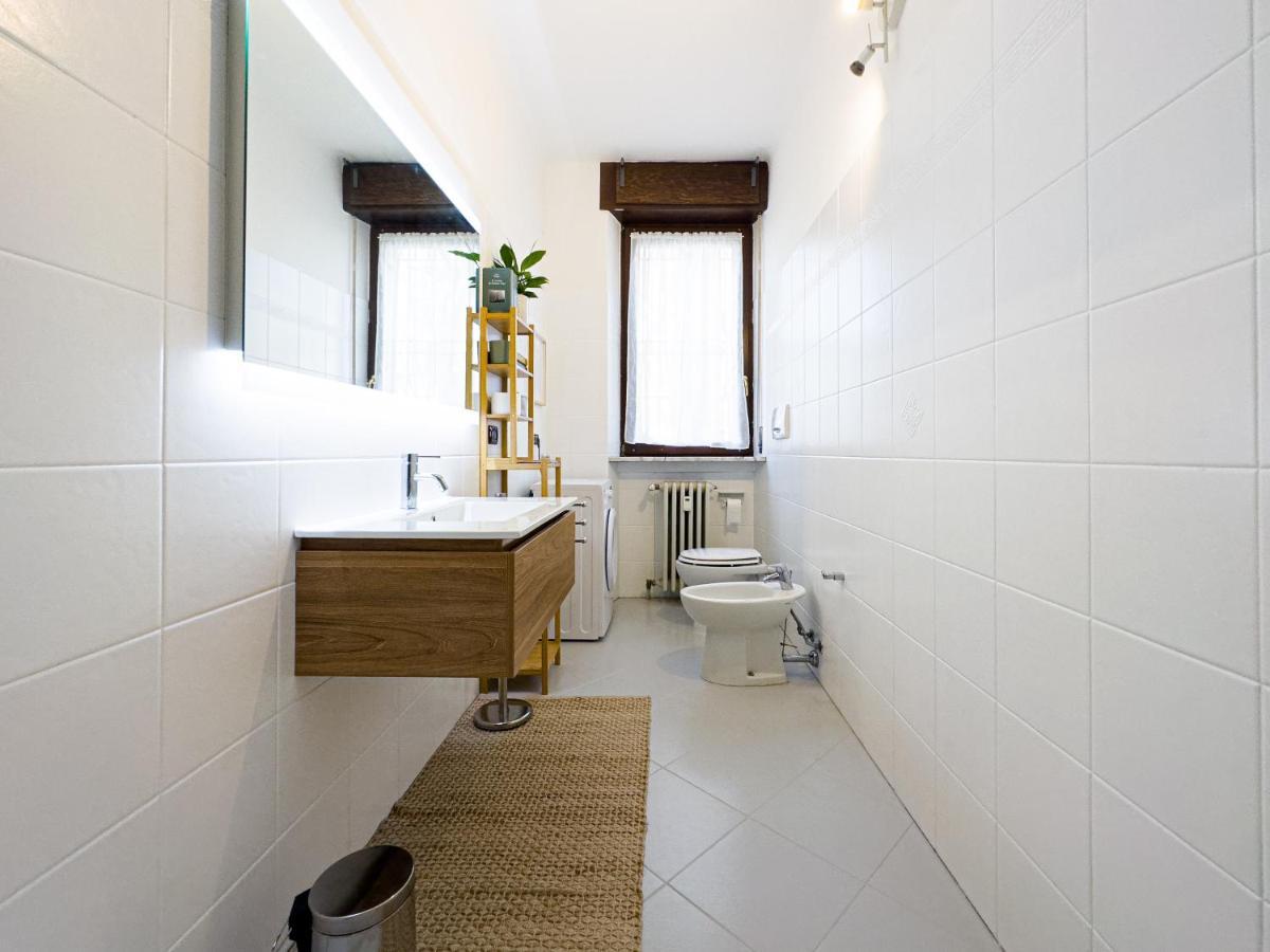 Litta's Flat In Affori - 3 Mins Walk From Mm3 Mailand