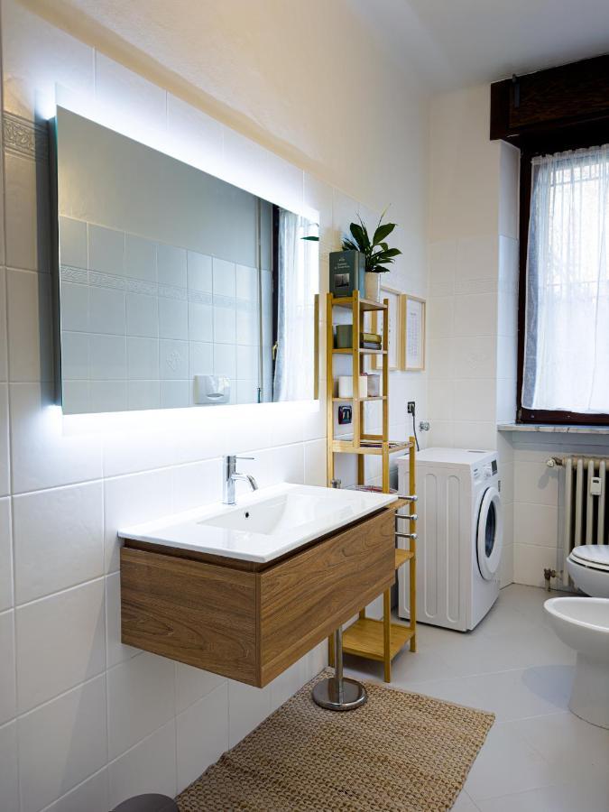Litta's Flat In Affori - 3 Mins Walk From Mm3 Apartment *