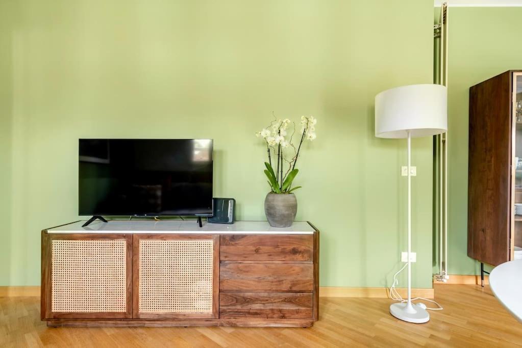The Color-block House Apartment
