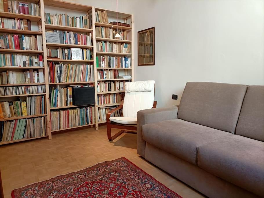 Silenzioso Loft Vicino Alla Stazione Centrale Apartment