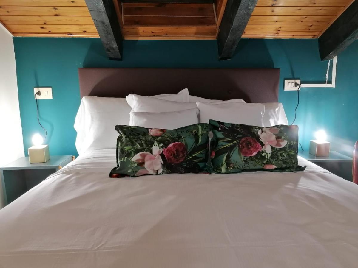 Mercanti Attic Version Apartment *