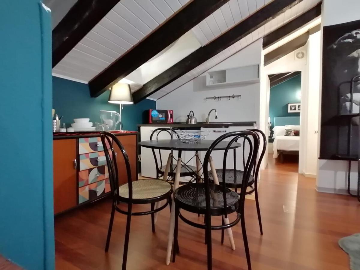 Apartment Mercanti Attic Version Mailand