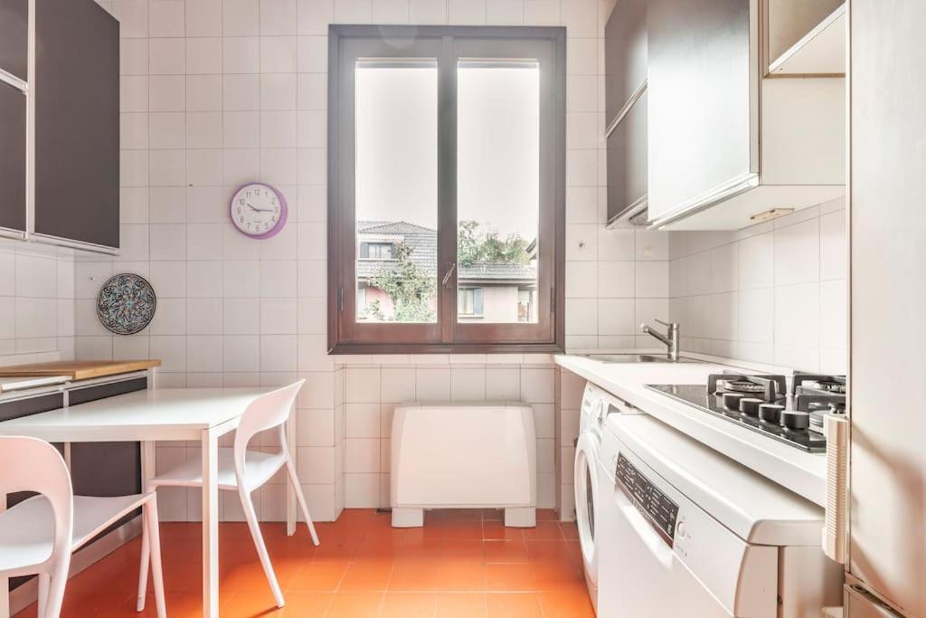 Apartment San Siro Stadium Rho Fair Pool Garden Wifi Mailand