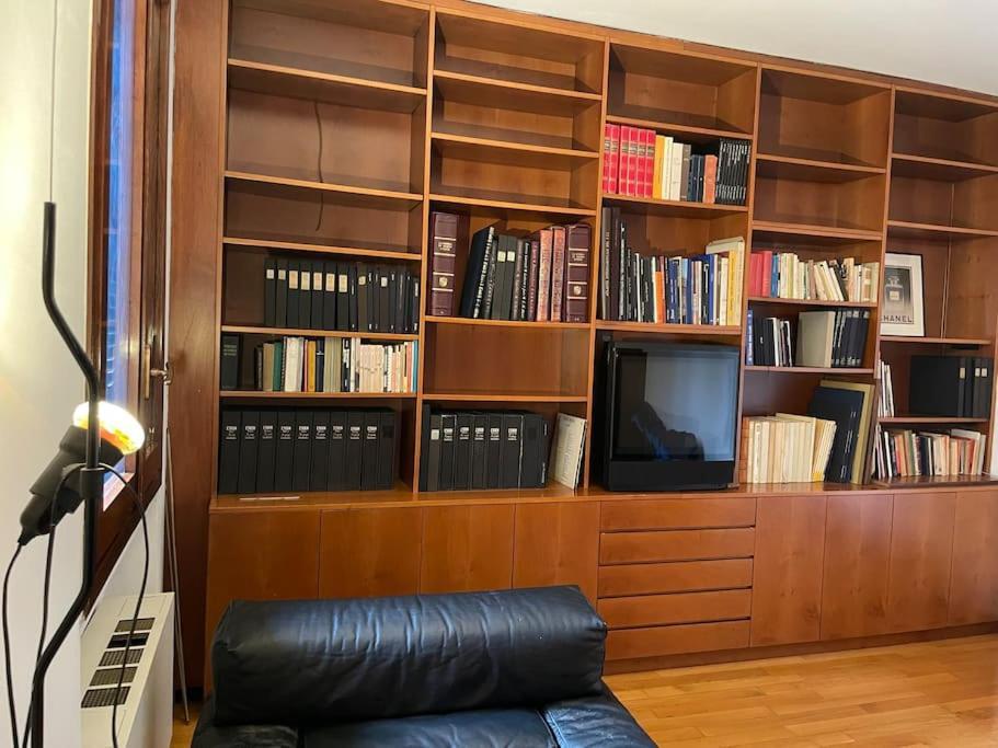 Apartment San Siro Stadium Rho Fair Pool Garden Wifi Mailand