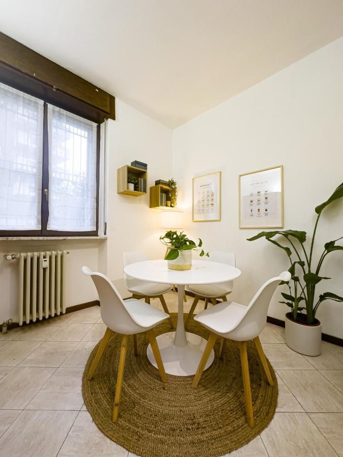 Apartment Litta's Flat In Affori - 3 Mins Walk From Mm3