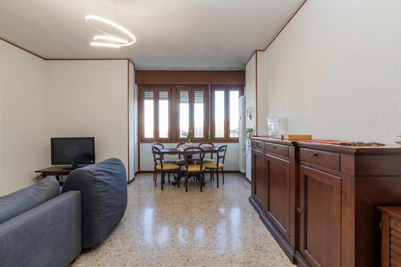 I Host - Ande 12 Apartment