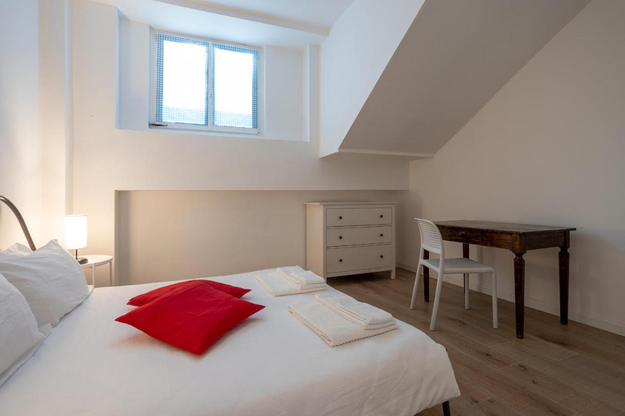 Apartment Centre - 10 Minutes To Duomo - Free Wifi E Netflix *