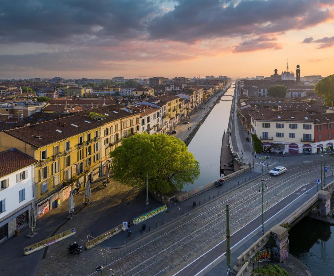 Apt Vicino Metropolitana Porta Romana, 4 Minuti Da Duomo, Free Wifi&netflix * Milão