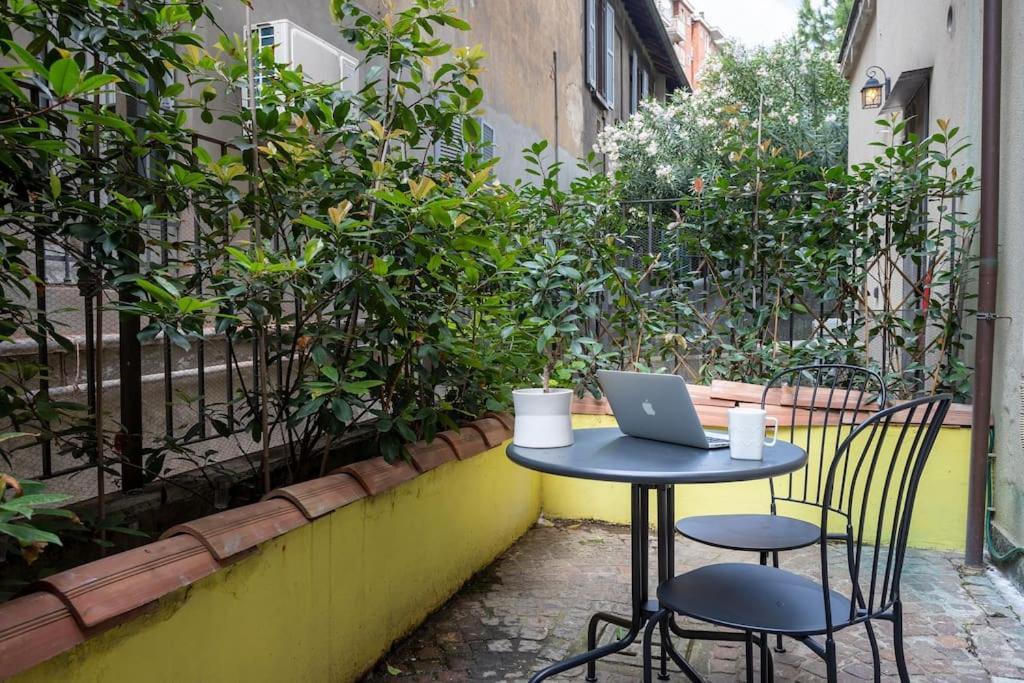 Life Is Beautiful Design Loft Navigli Romolo, Netflix, Wifi, Ac And Street Parking