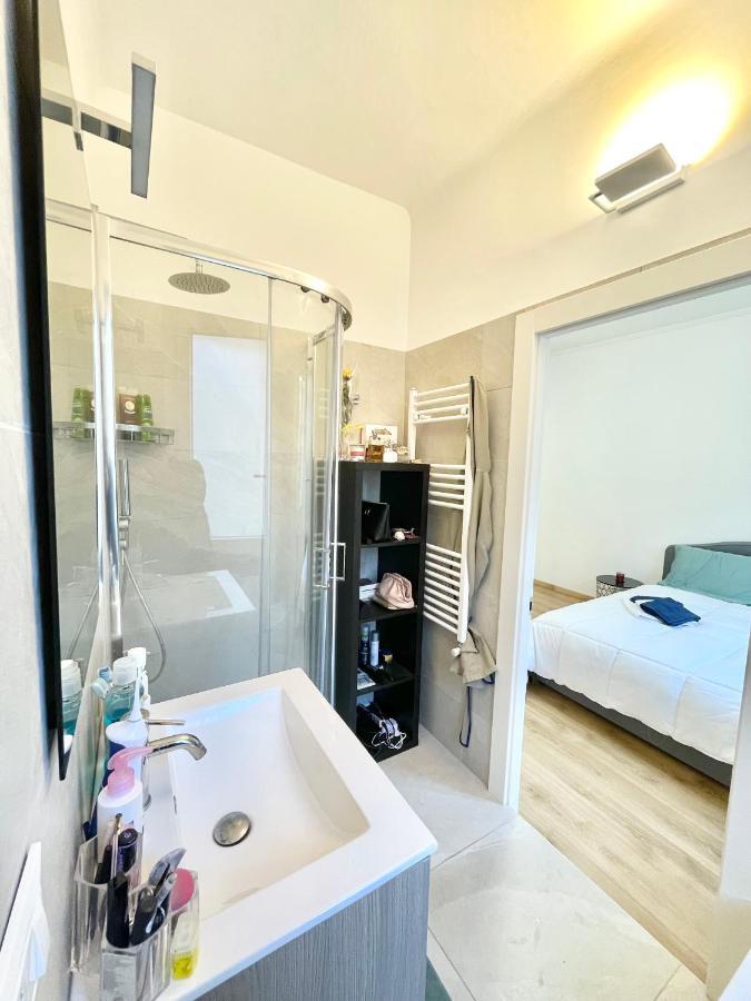 Camera Con Bagno Privato Interno - Zona Bocconi