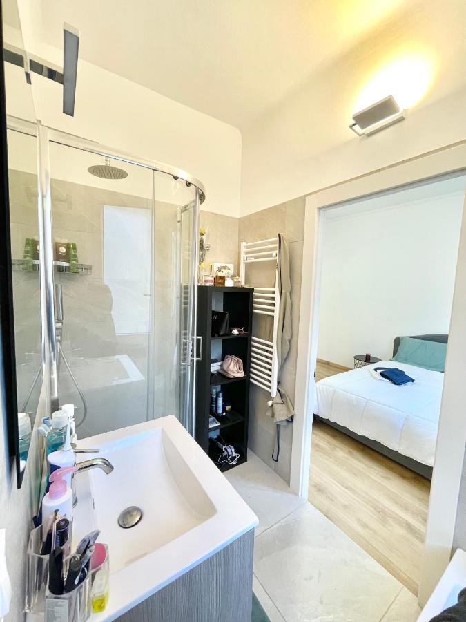 Camera Con Bagno Privato Interno - Zona Bocconi * Milan