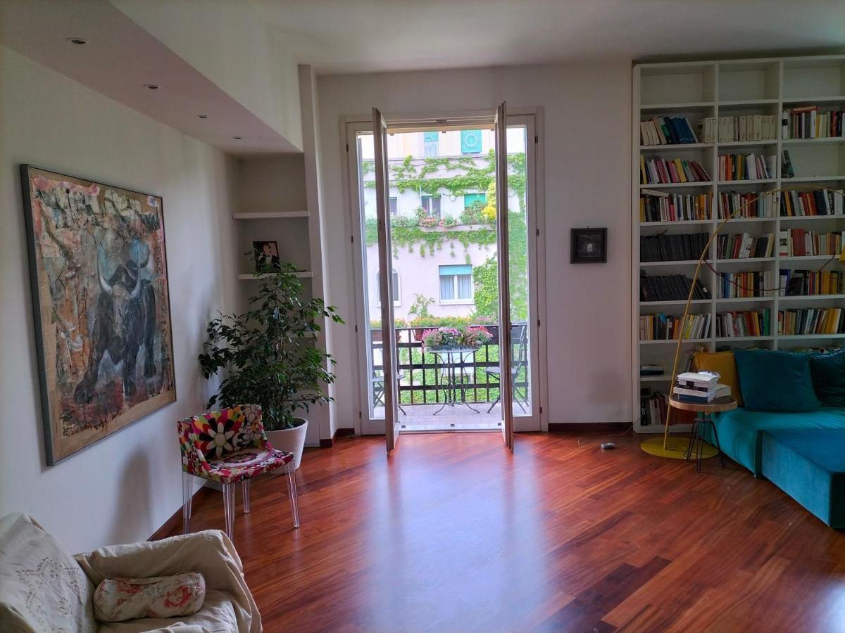 Stanza Nr 4 In Incantevole In Zona Solari Gasthof Mailand