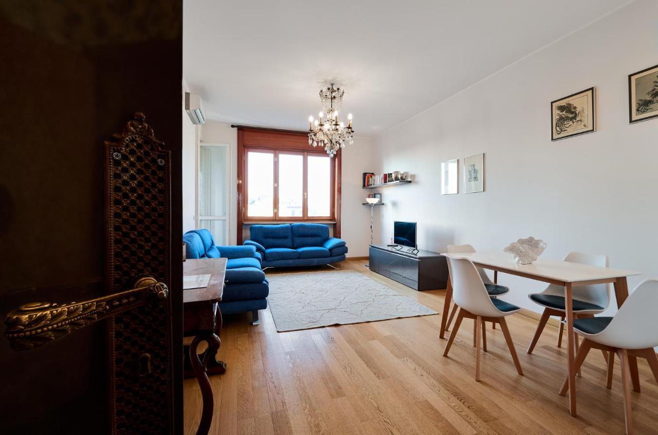 Apartment Casa Piccinni Mailand