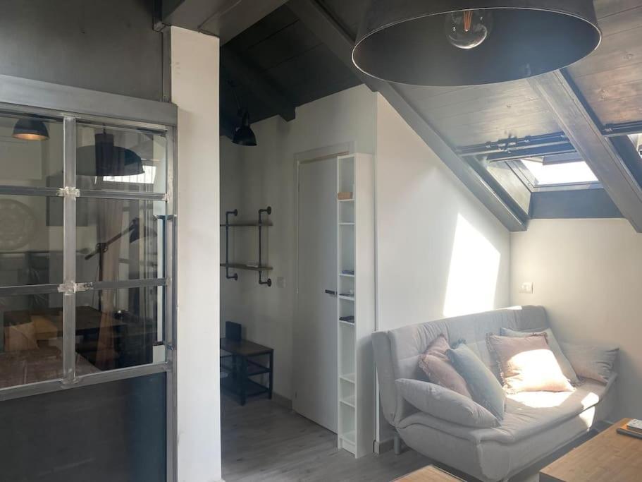 Industrial Cozy Loft *