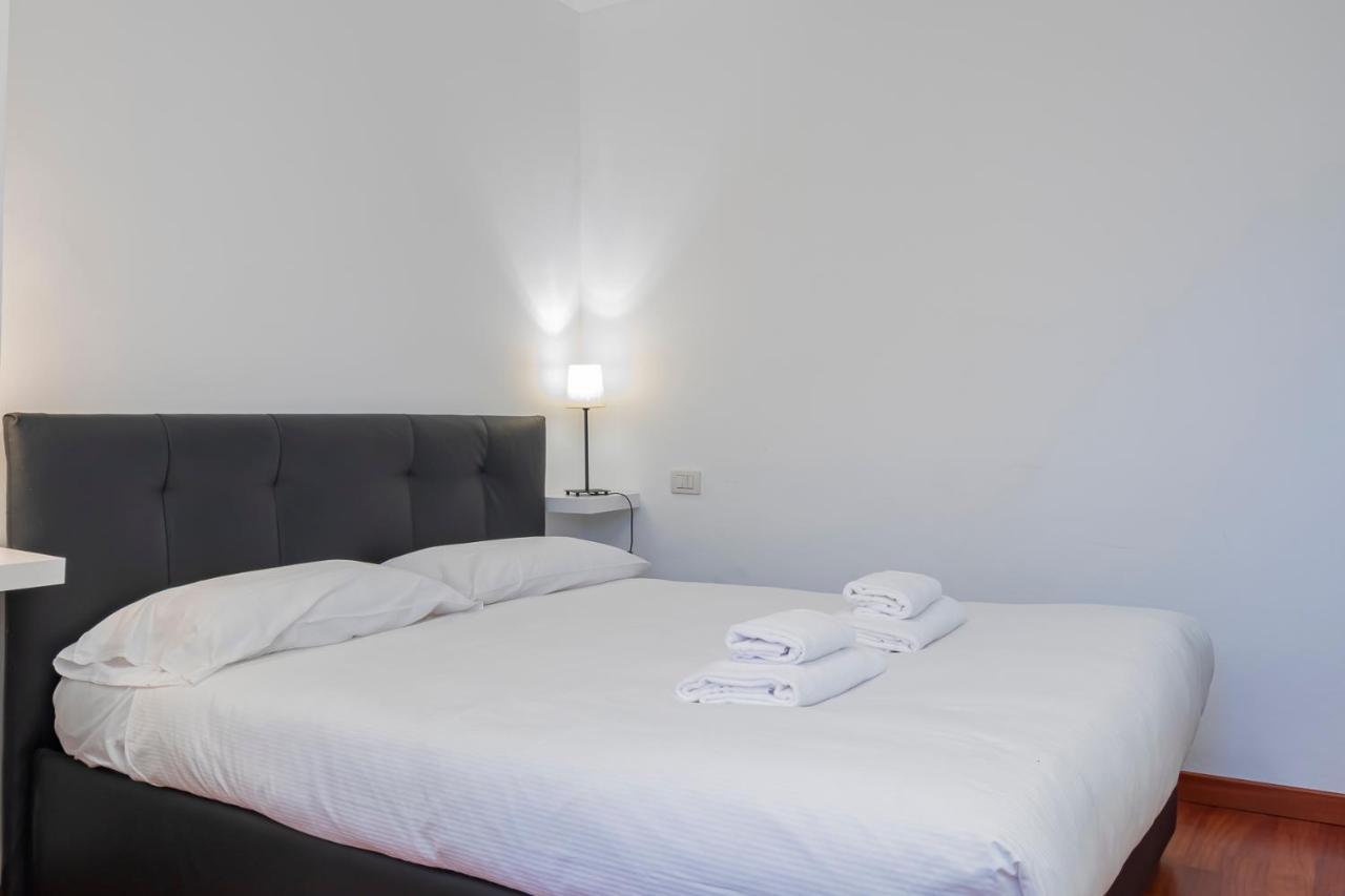 I Host - Cermenate 9 Apartment