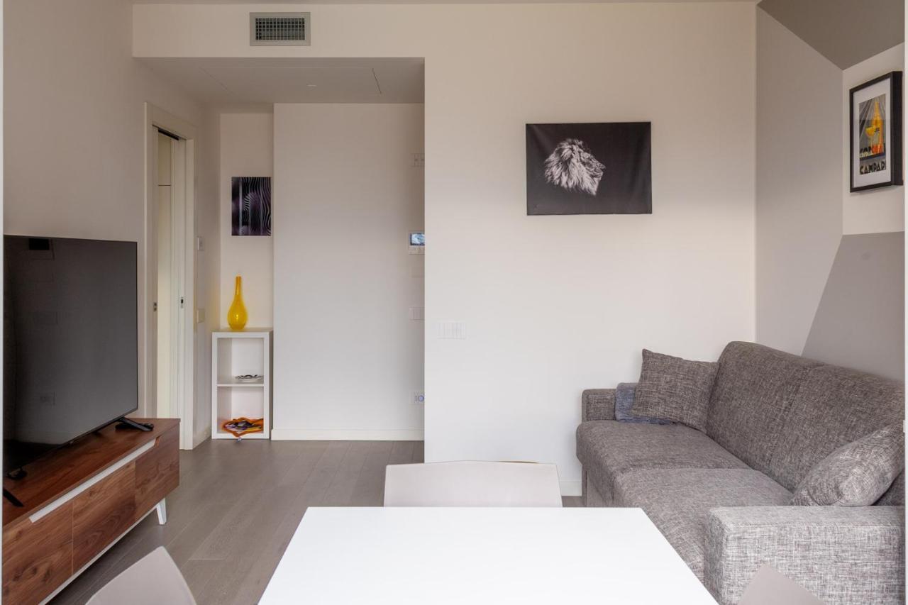 Bnbutler - Flavio Gioia, 5 - Con Vista, Citylife Apartamento *