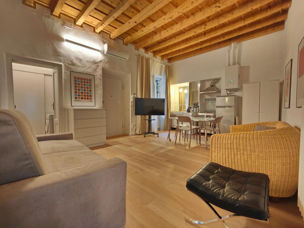 Apartment Crocetta Charme