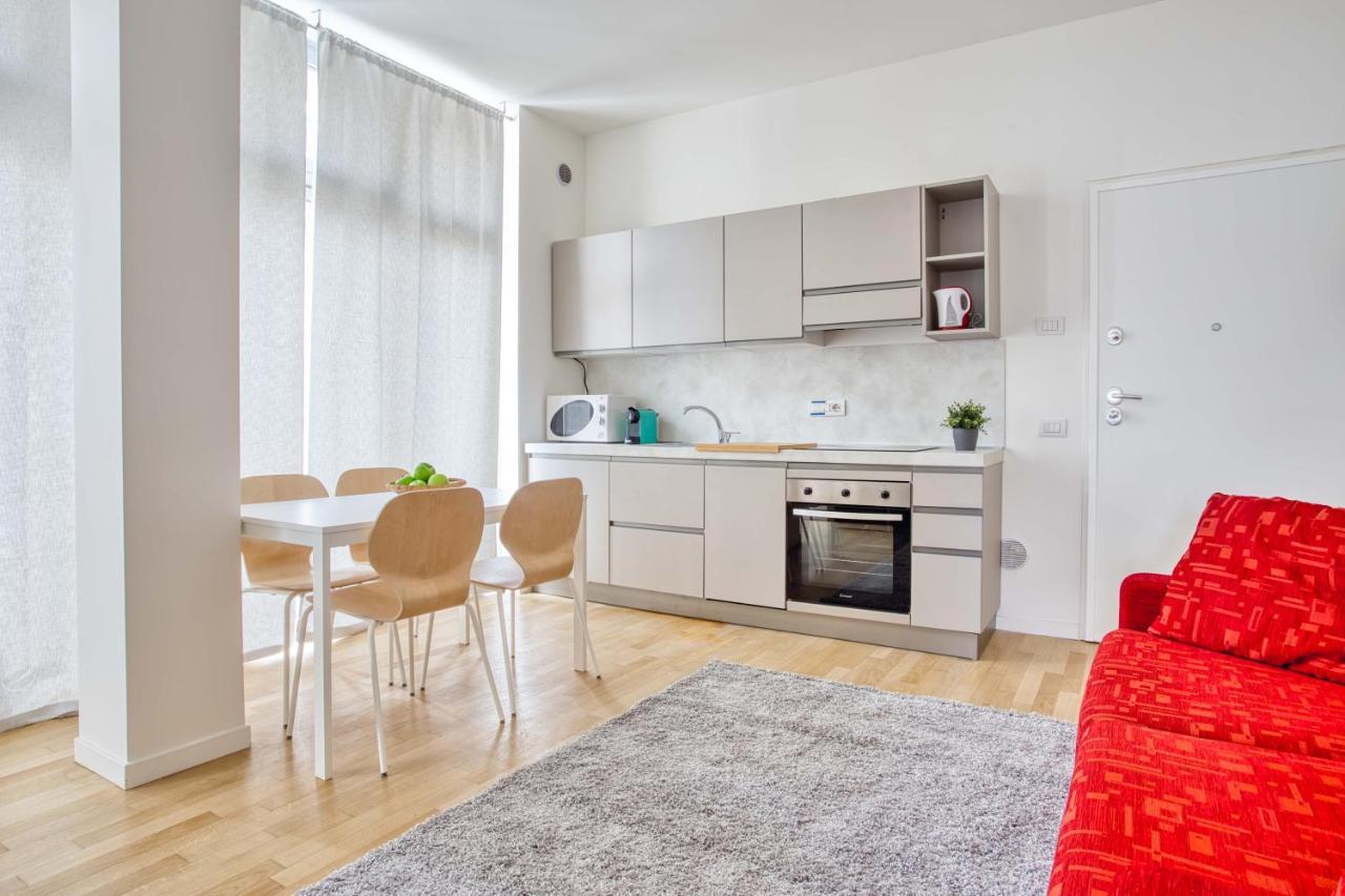 Apartment Joivy Lovely Flat With Balcony Milan