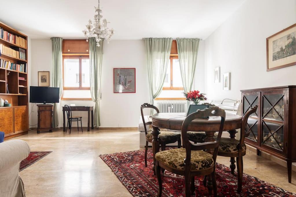 Gorky Flexyrent Apartment *