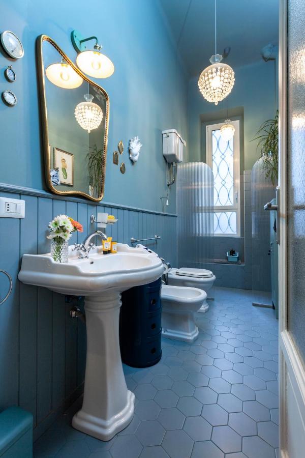 The Boutique - Downtown 2 *