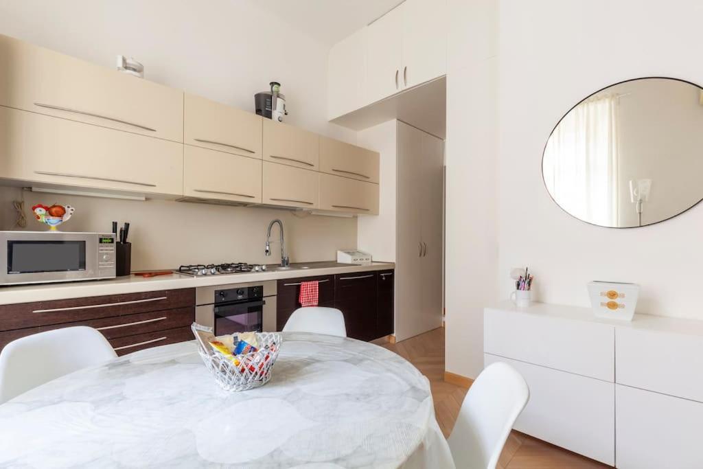 Lovely - Heart Of Apartment