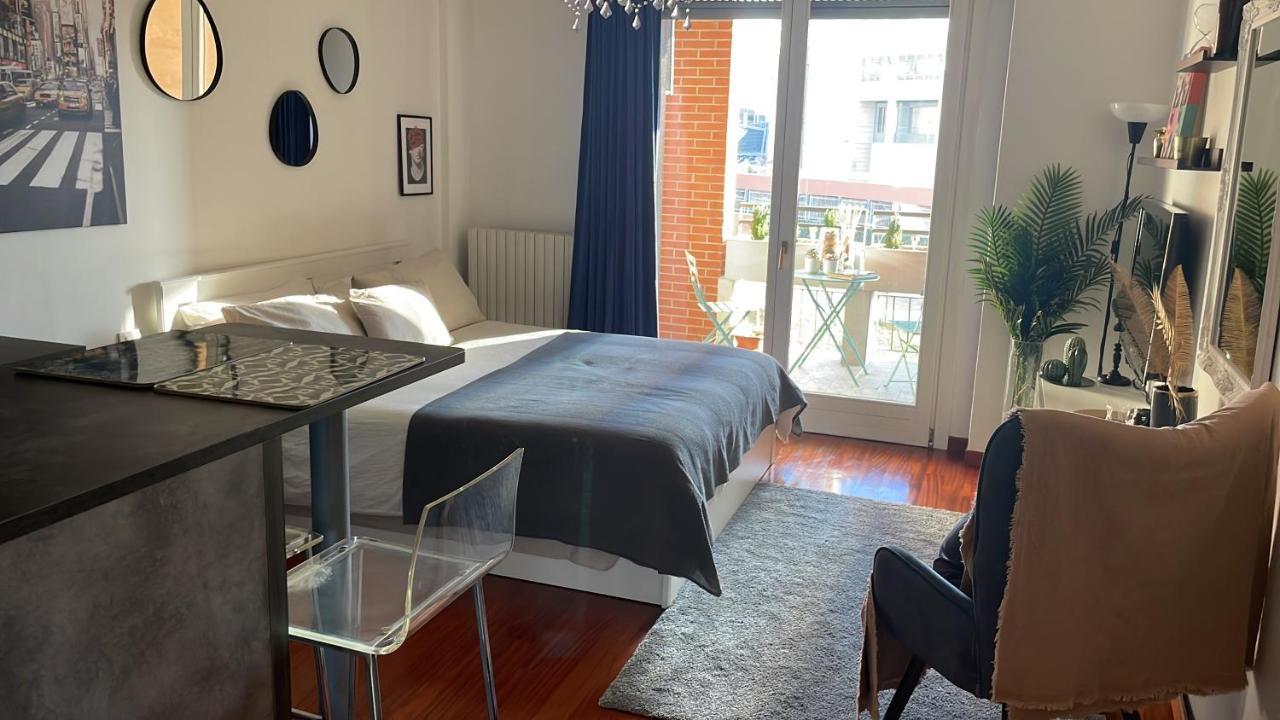 Gae Aulenti Apartment