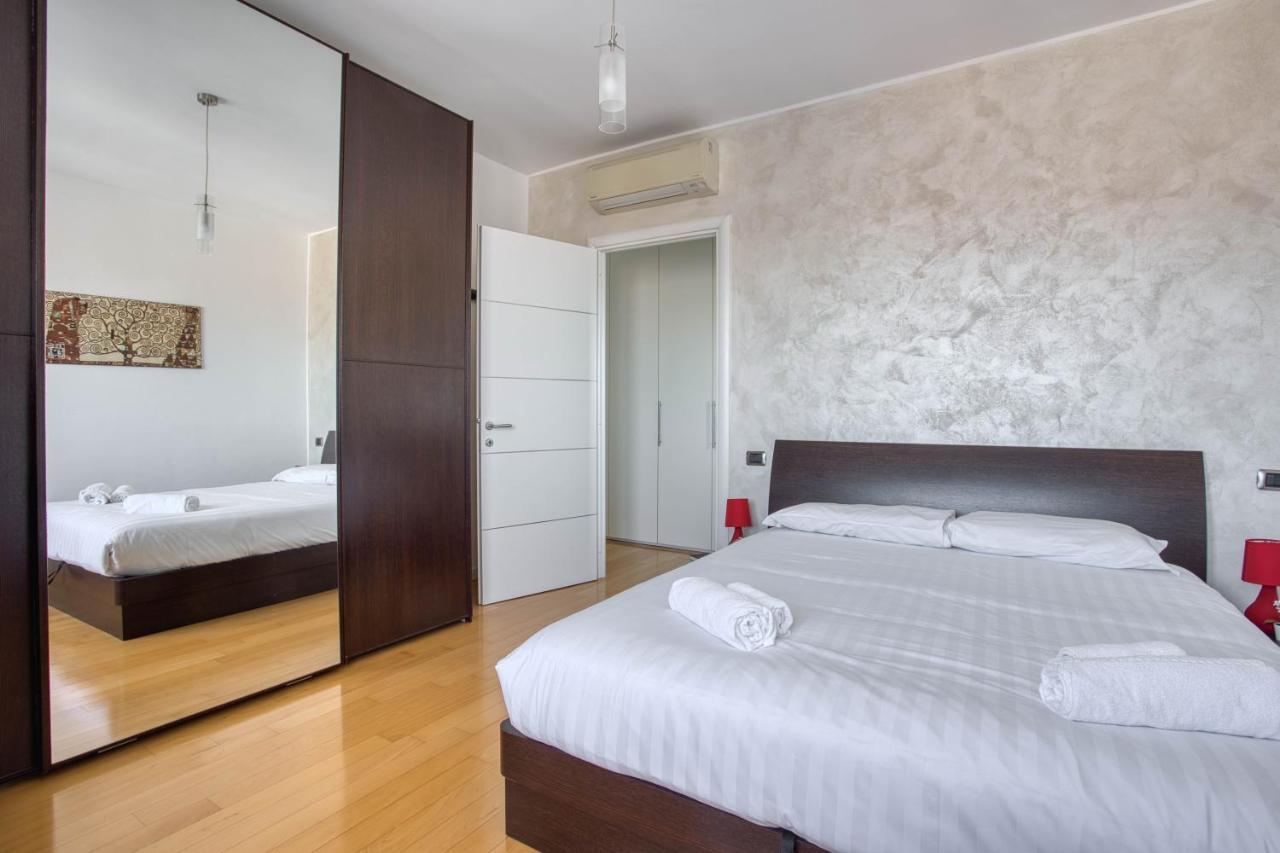 Joivy Delightful Flat In Forlanini Apartment *