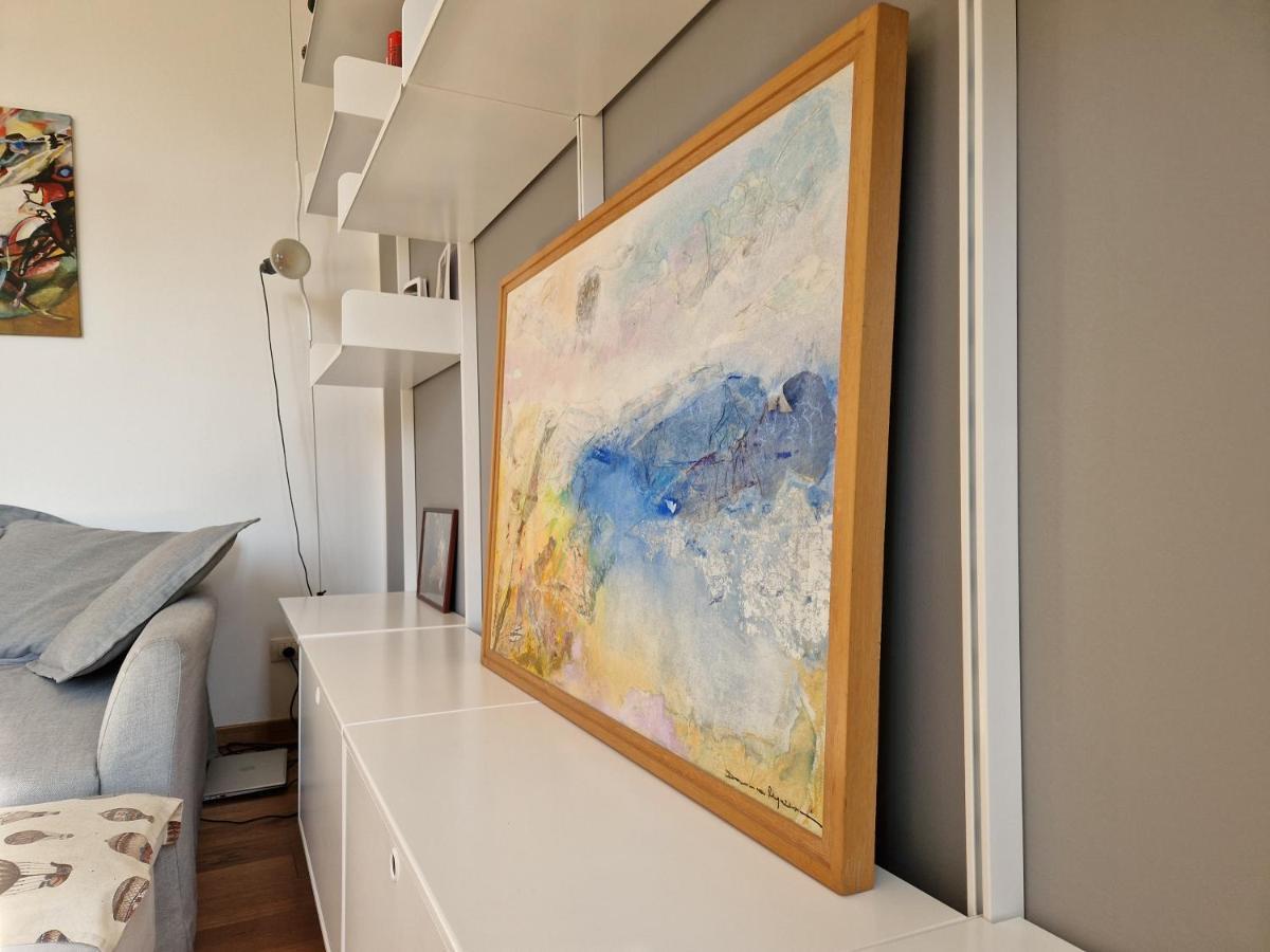 Apartment Modern Bright And Central *
