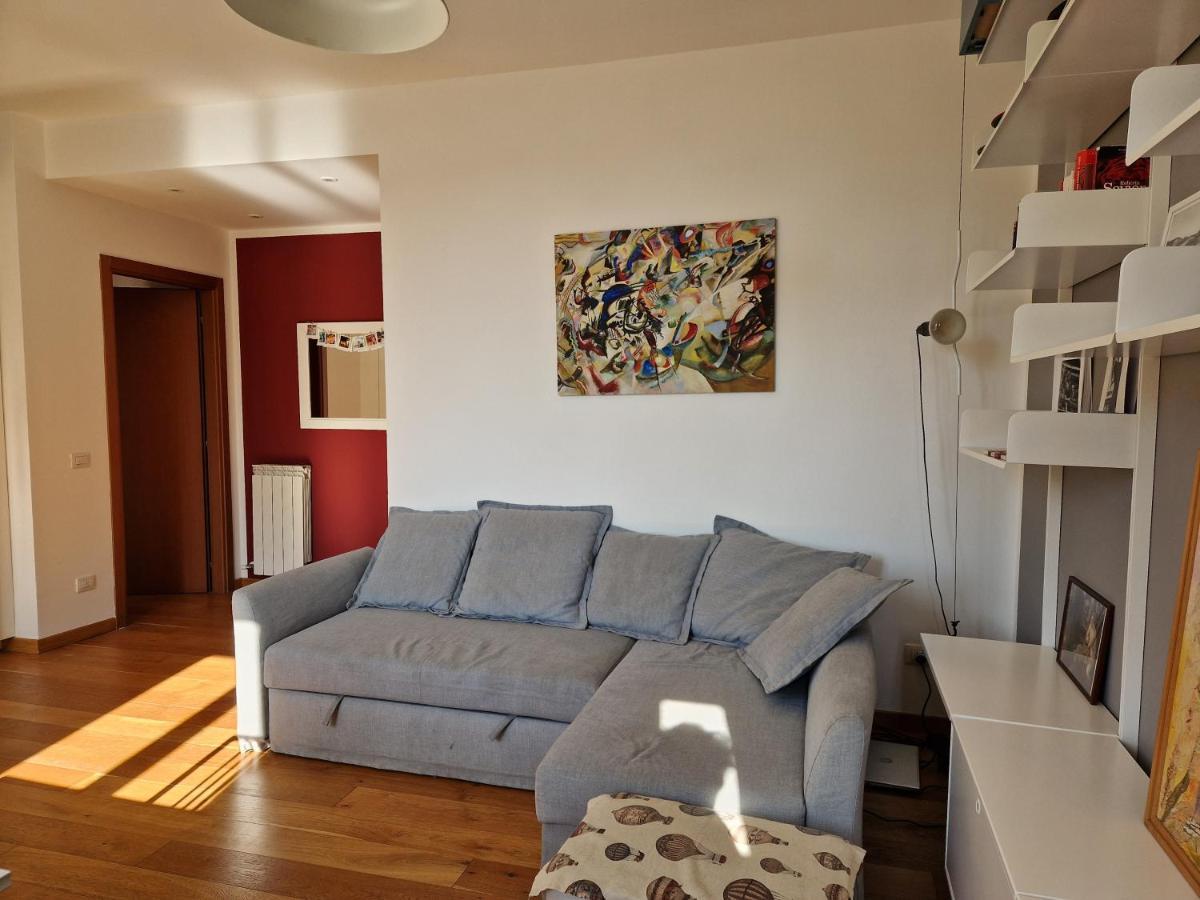Apartment Modern Bright And Central *