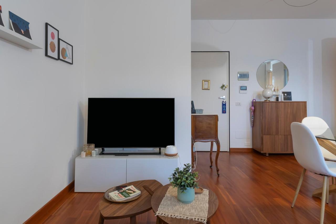 Apartment I Host - Cermenate 9 *