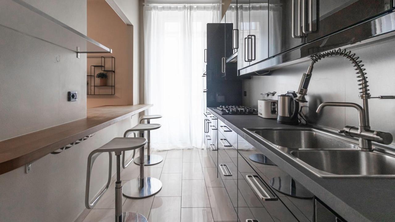 Italianway - The B Village New Apartment Mailand