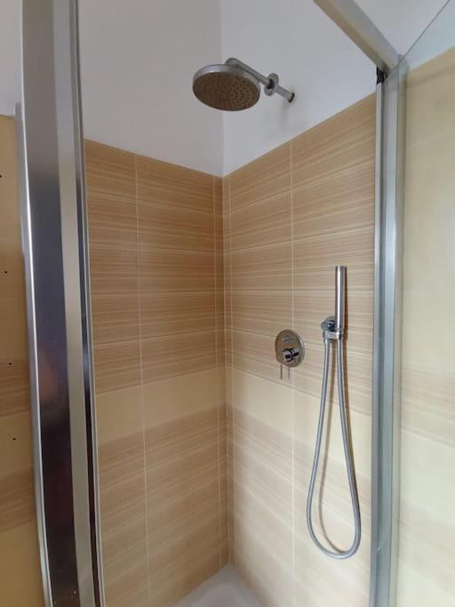 Apartamento Casa Vacanze Forze Armate - Silenzioso E Confortevole Milão