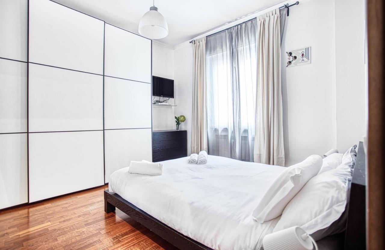 Apartment Altido Lovely Flat With Balcony Mailand