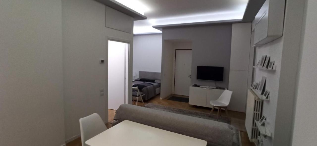 Luxury House Lupetta 3 Apartment Milan
