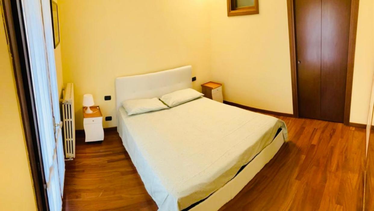 Bilocale Zona Centro Apartment Mailand