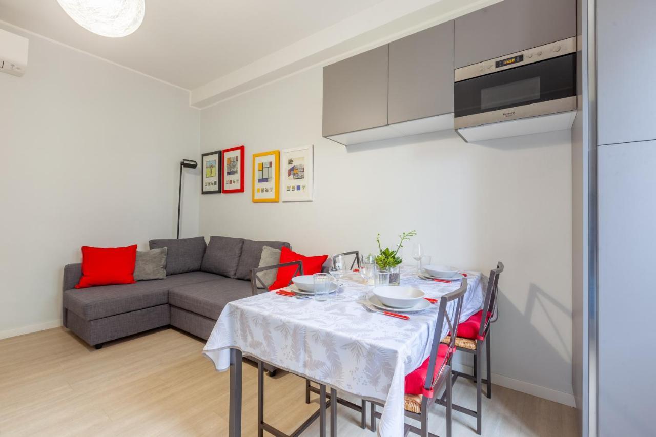 Darsena Navigli Apt - 800 M Far From P.ta Genova M2 Apartamento