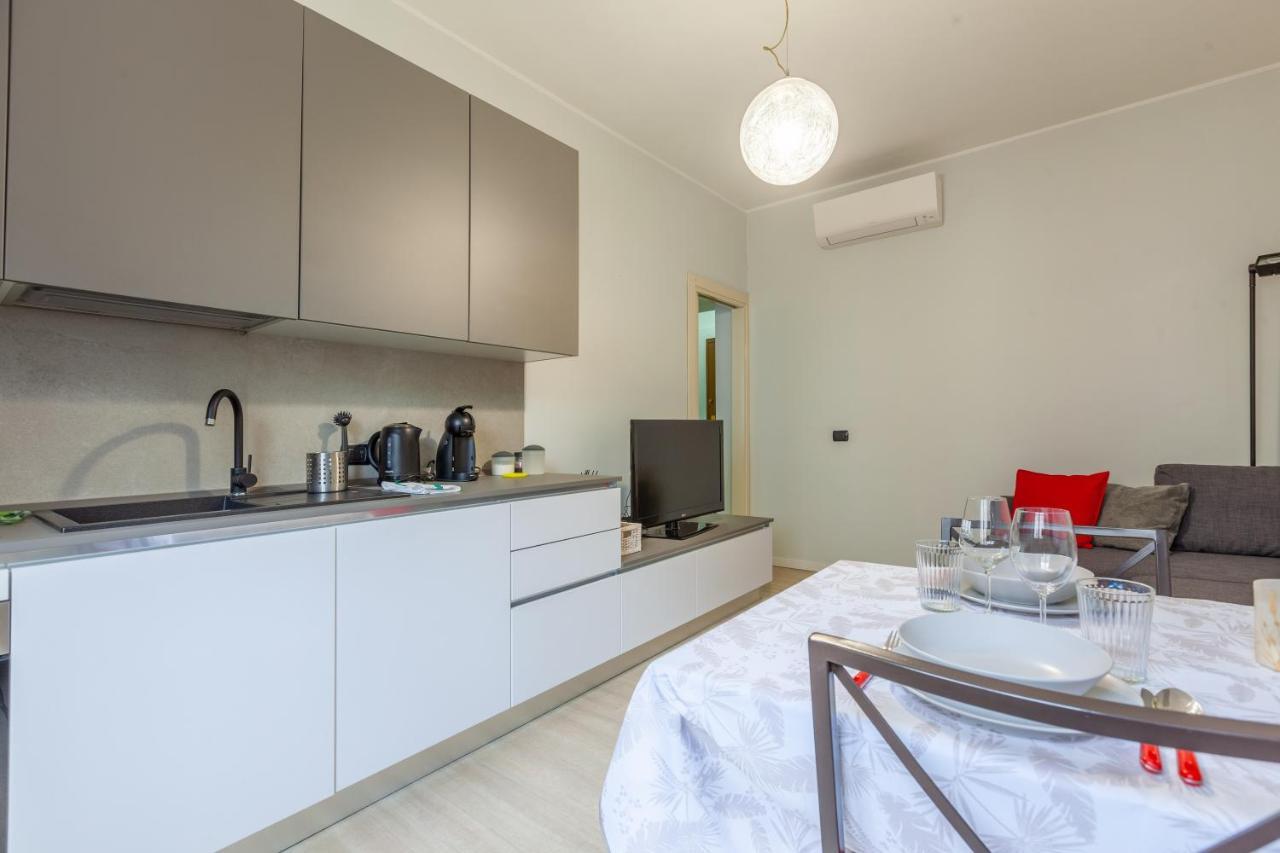 Darsena Navigli Apt - 800 M Far From P.ta Genova M2 Milão