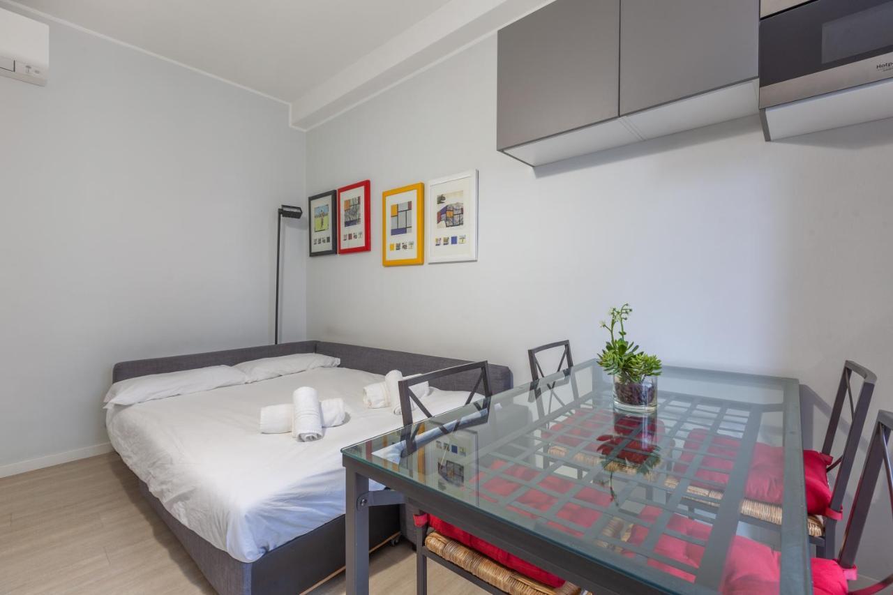Darsena Navigli Apt - 800 M Far From P.ta Genova M2 Milão