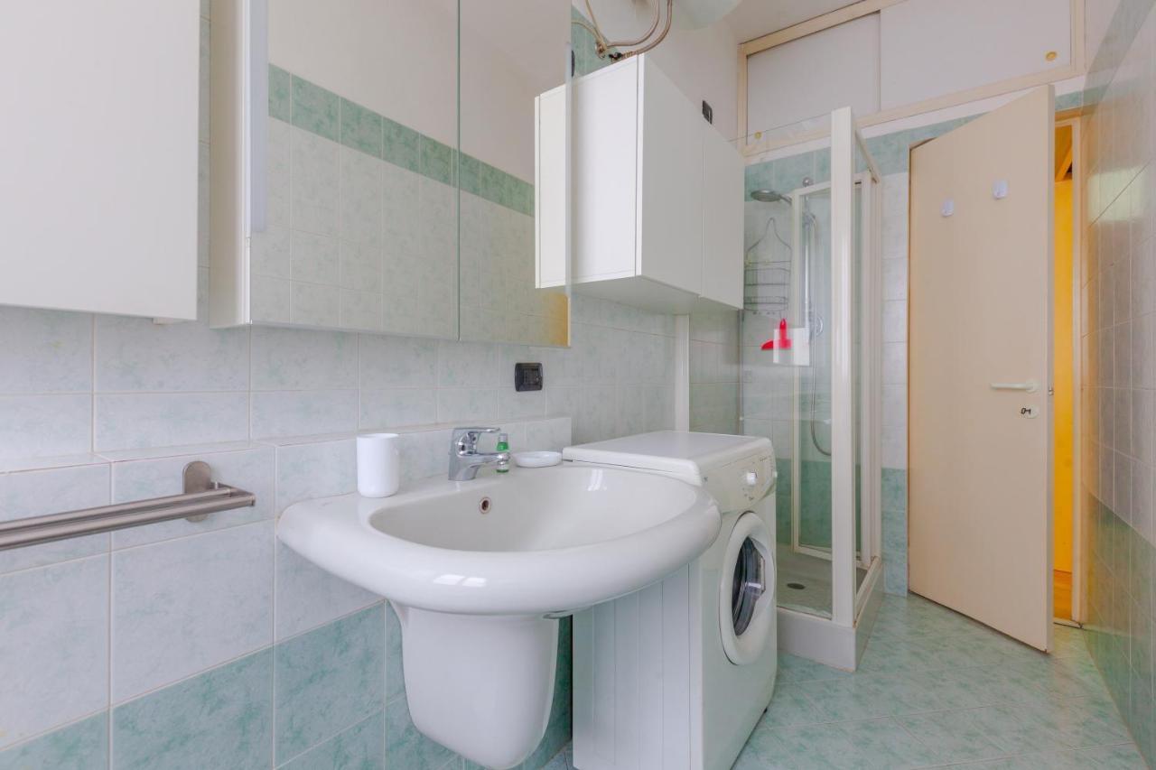 Darsena Navigli Apt - 800 M Far From P.ta Genova M2 Apartamento