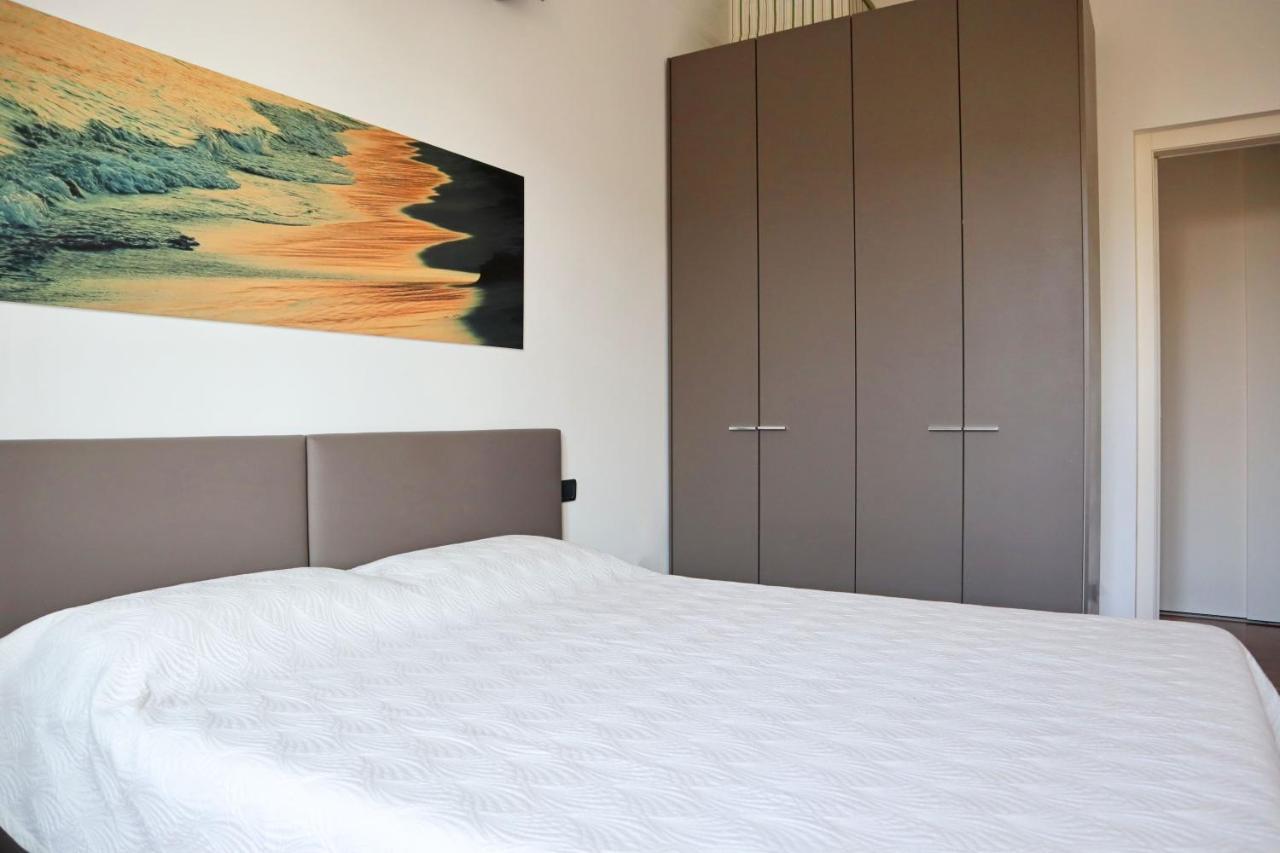 Cittastudi Elegant Bright House Apartment *
