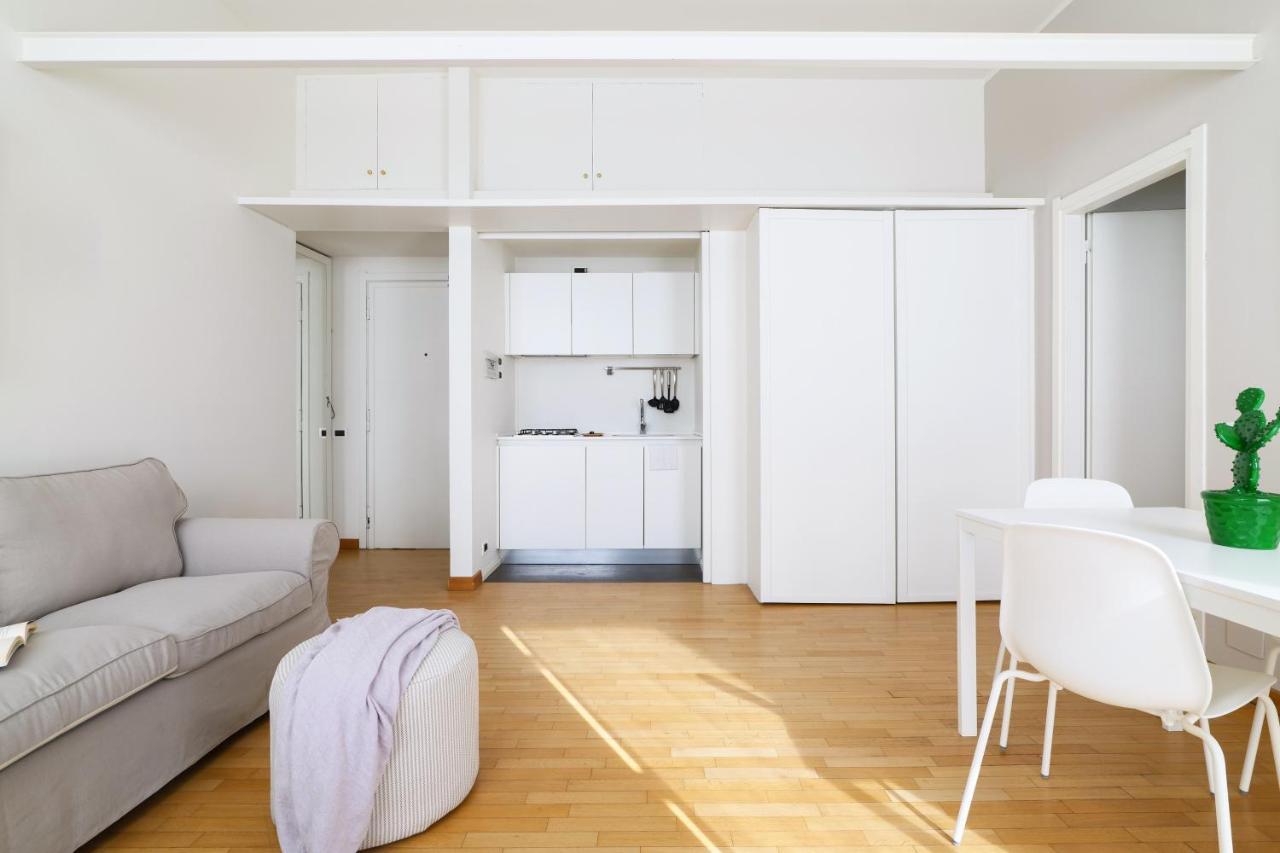 Contempora - Palermo 14 Milão